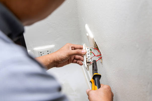 Best 24-Hour Electrician  in Gervais, OR